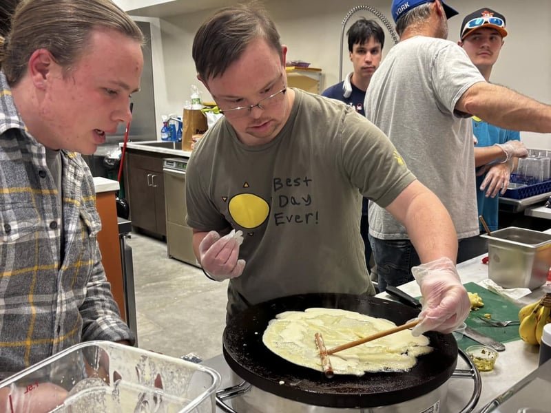 Making delicious crepes